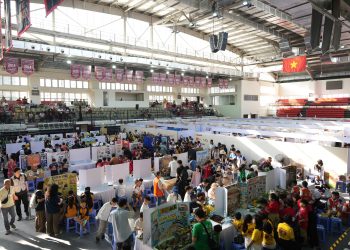 Hơn 2.000 thí sinh tranh tài lộ diện các đội tuyển Việt Nam bước ra đấu trường FIRST Quốc Tế