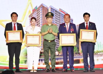 Khánh thành Dự án Nhà ở cho lực lượng vũ trang Công an nhân dân tại phường Đông Hưng Thuận