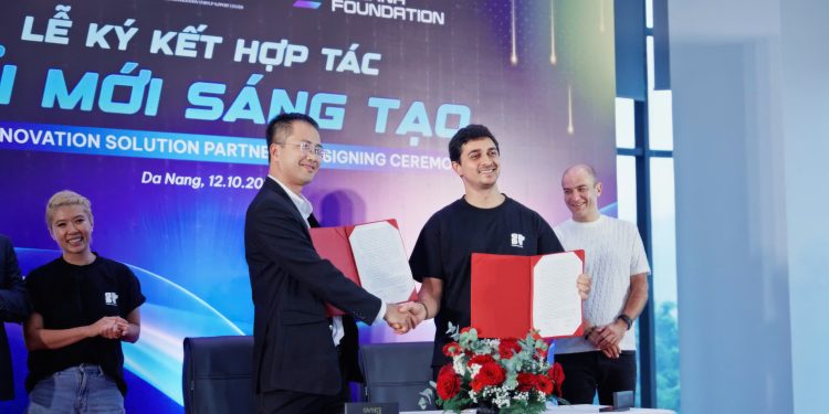 Solana Foundation và Trung tâm Hỗ trợ khởi nghiệp đổi mới sáng tạo Đà Nẵng tổ chức lễ ký kết MOU, mở ra cơ hội hợp tác thúc đẩy đổi mới sáng tạo blockchain tại Việt Nam