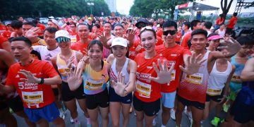 MARATHON QUỐC TẾ HÀ NỘI TECHCOMBANK MÙA THỨ 5: HƠN 14.500 VẬN ĐỘNG VIÊN TỪ 57 QUỐC GIA VÀ VÙNG LÃNH THỔ TẠO NÊN KỶ LỤC MỚI